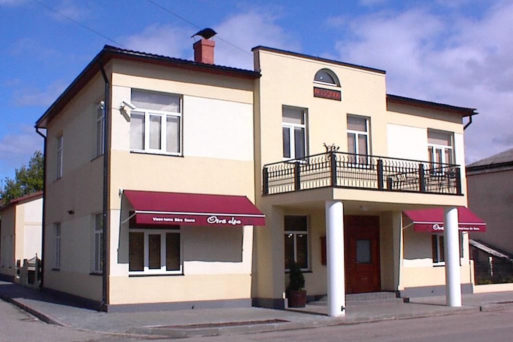 Otra Elpa Hotel Valka Exterior foto